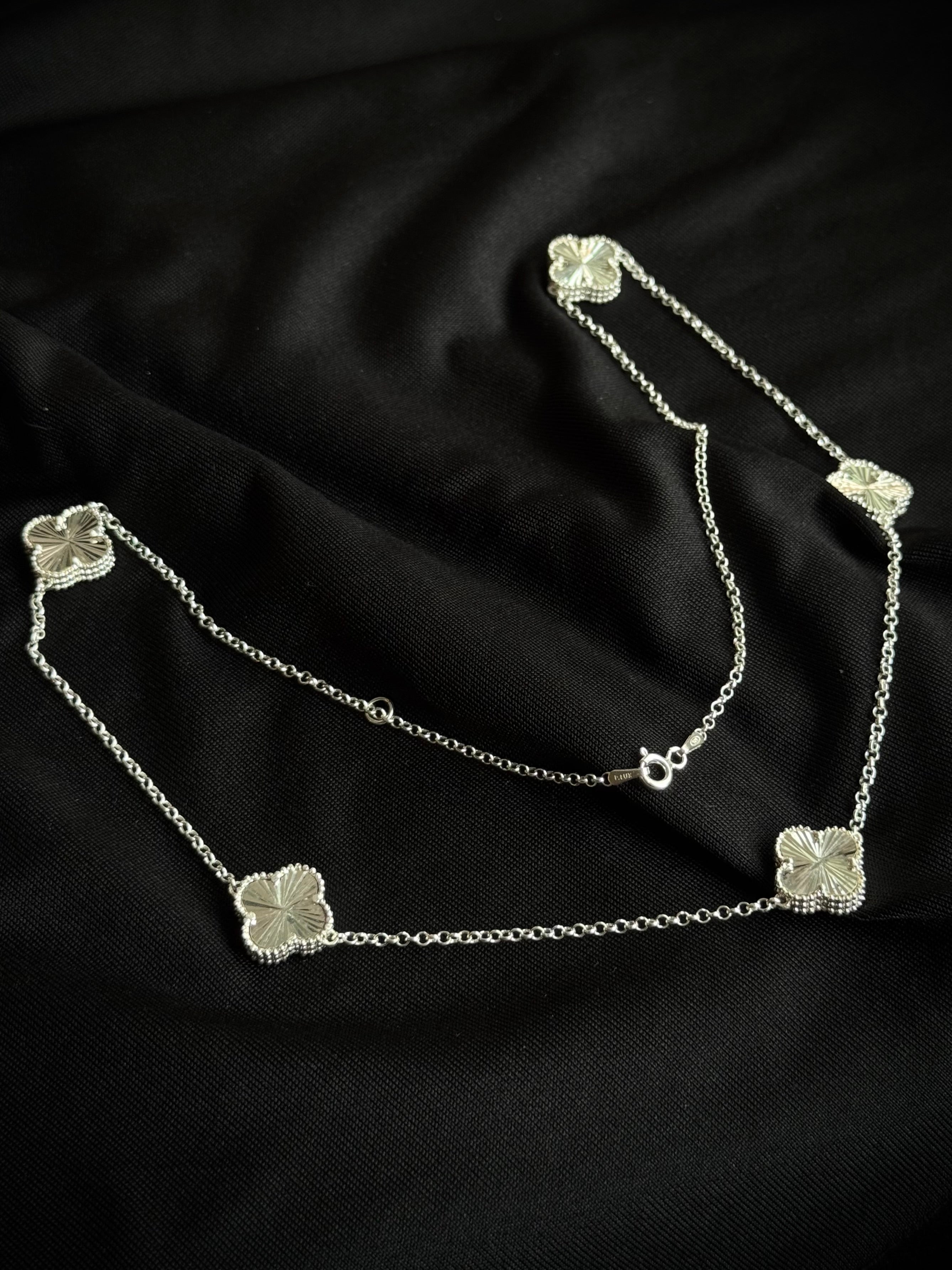 CADENA 5 TREBOL DIAMANTADO 14.54gr / 50cm / PLATA Esp.