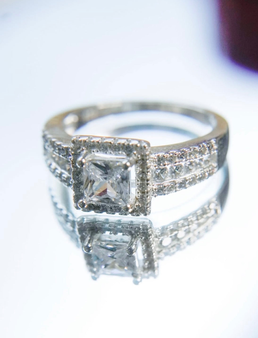 SOLITARIO CUADRADO 4gr / TALLA 7 3/4 / Plata
