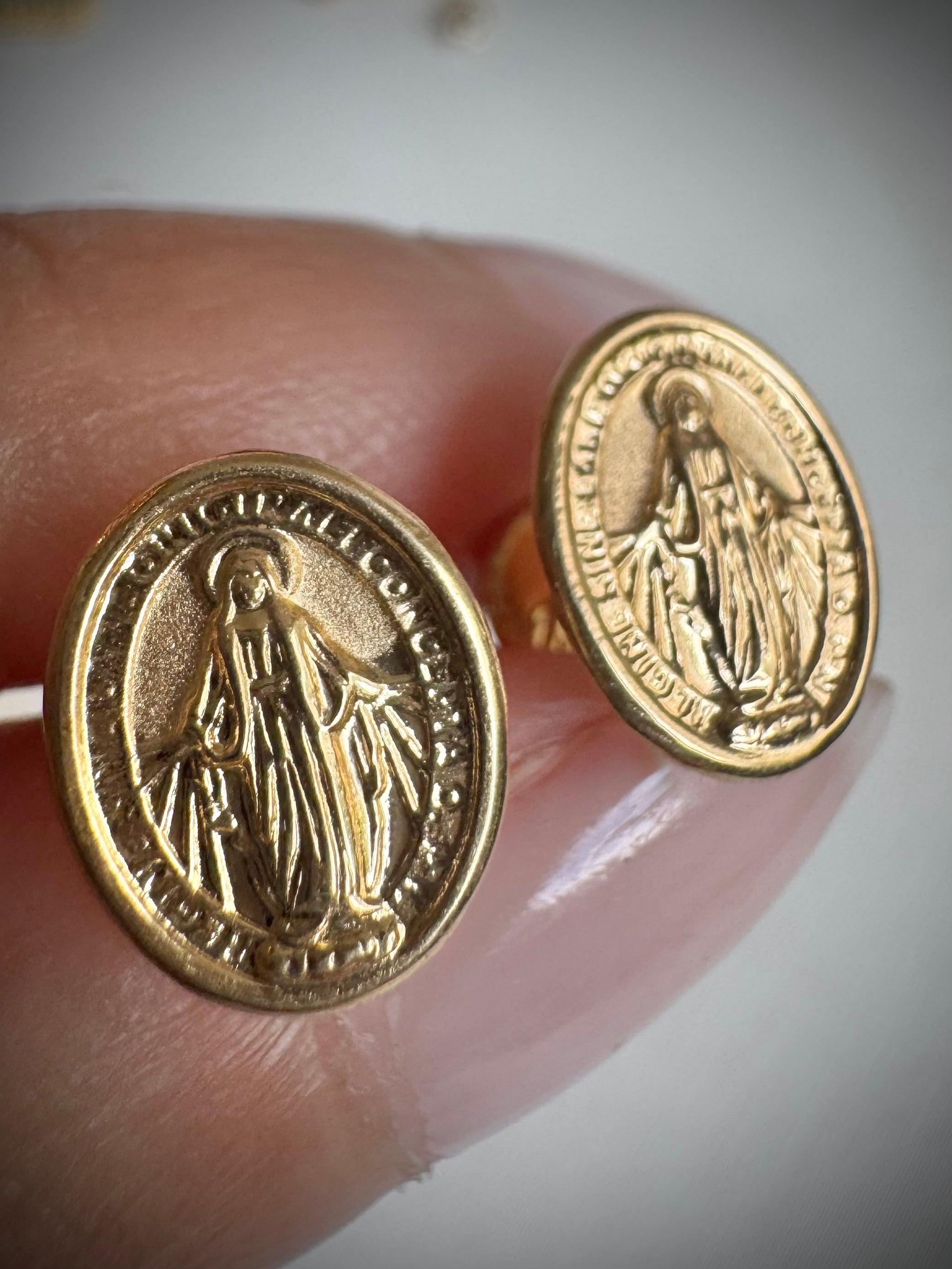 TOPOS VIRGEN MILAGROSA 0.95gr / 1cm / ORO AMARILLO Nac