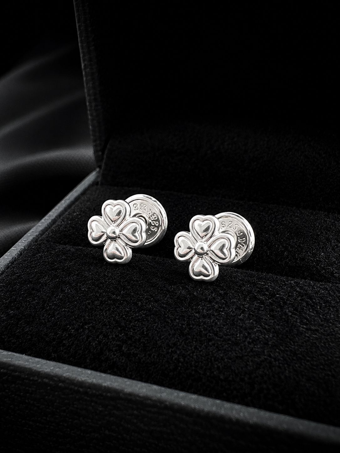 TOPOS LUCKY TREBOL 0.55gr / PLATA (Joya)