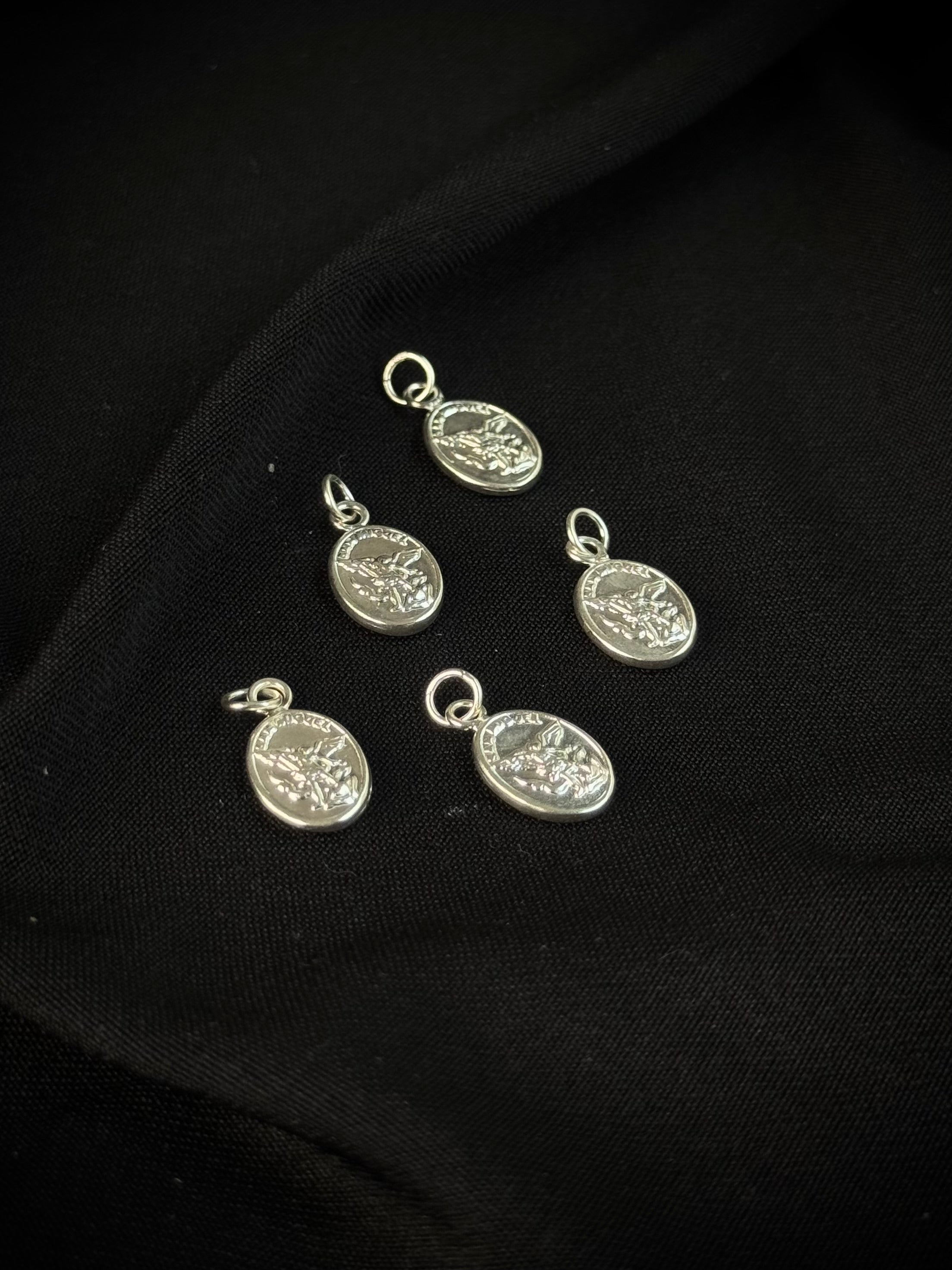 DIJE MEDALLA SAN MIGUEL 0.84gr / 1.32cm / PLATA