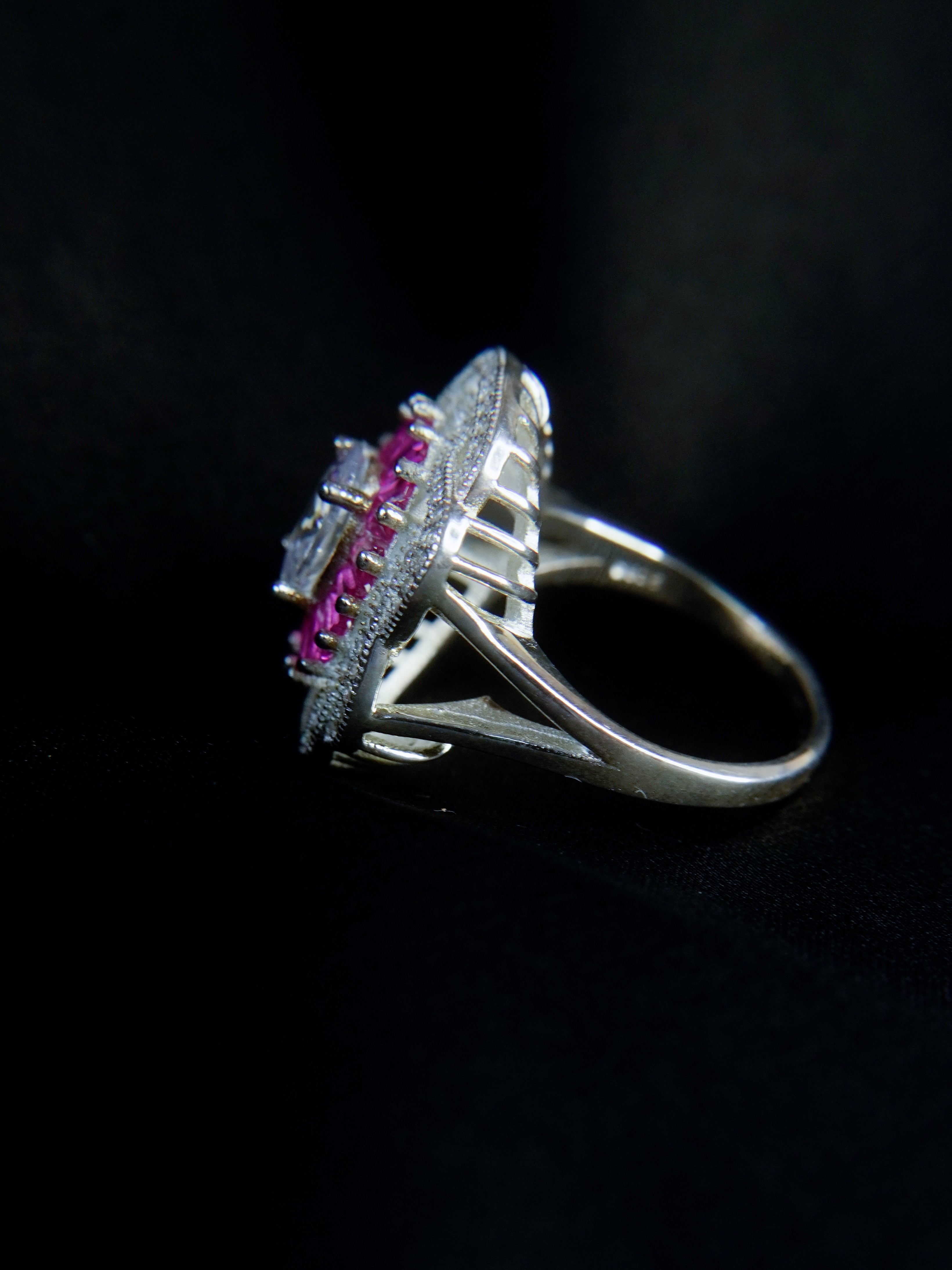 SOLITARIO FLOR FUCSIA 6gr / TALLA 7 / Plata