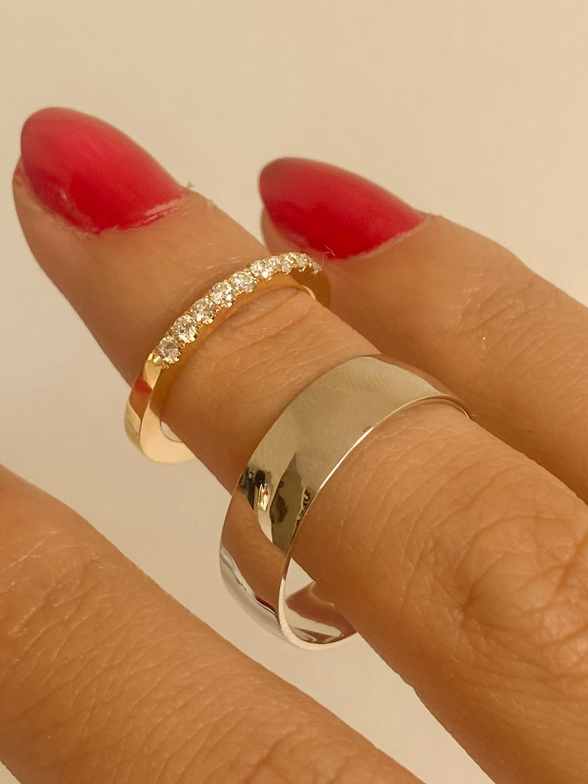 ARGOLLAS ENLACE 0,18 CTS DIAMANTES / ORO AMARILLO 7GR
