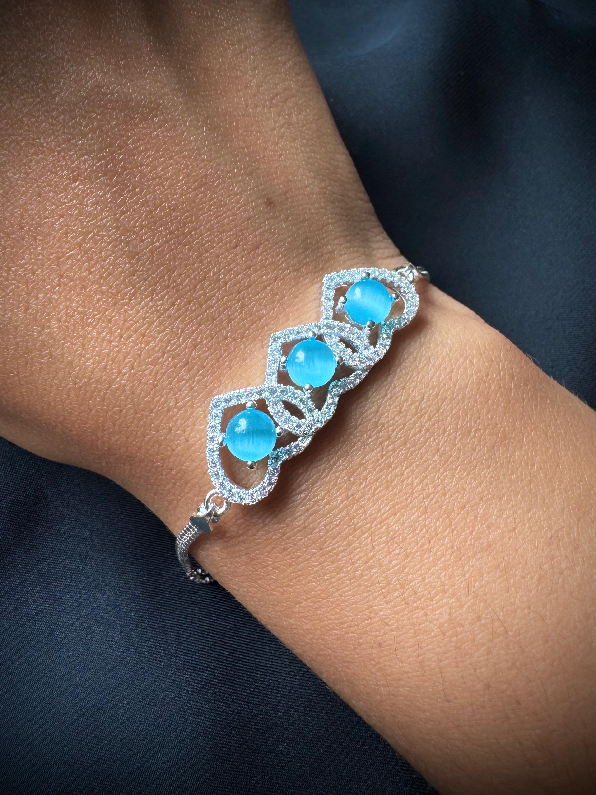 PULSO TRÍO CORAZONES BABY BLUE