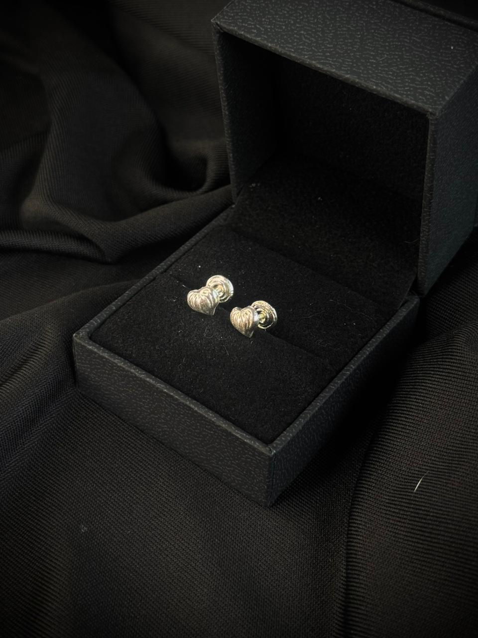 TOPOS CORAZON ACALANADO 0.46gr / PLATA (Joya)