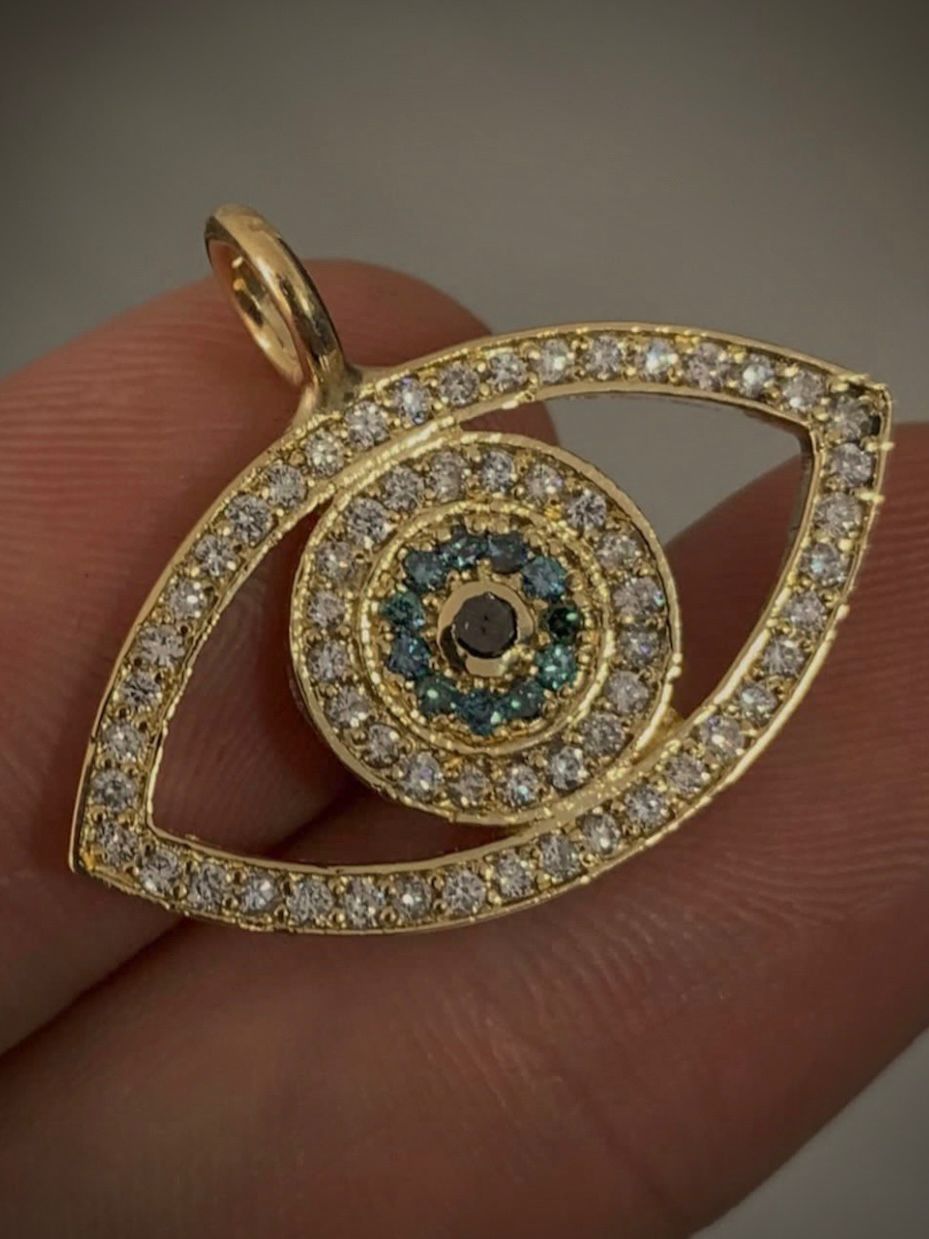 DIJE NOOR 1,2 CTS DIAMANTES / ORO AMARILLO 4GR