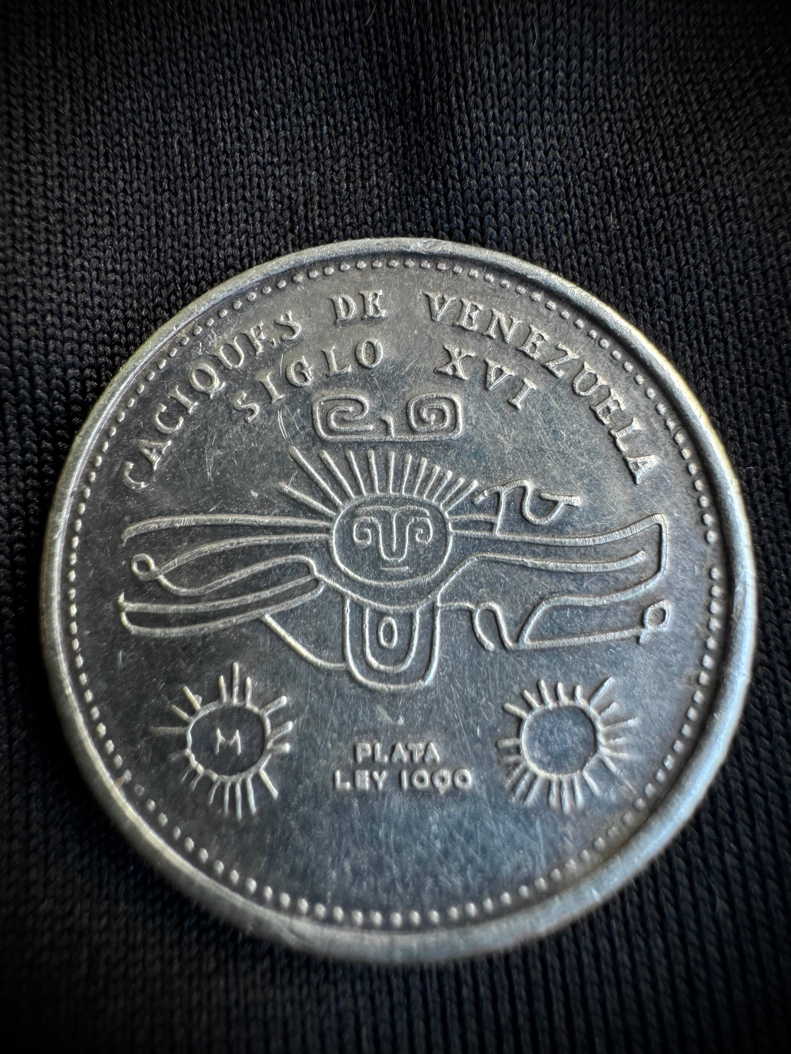 MONEDA CACIQUES DE VENEZUELA 9.01gr / 2.6cm / PLATAMONEDA