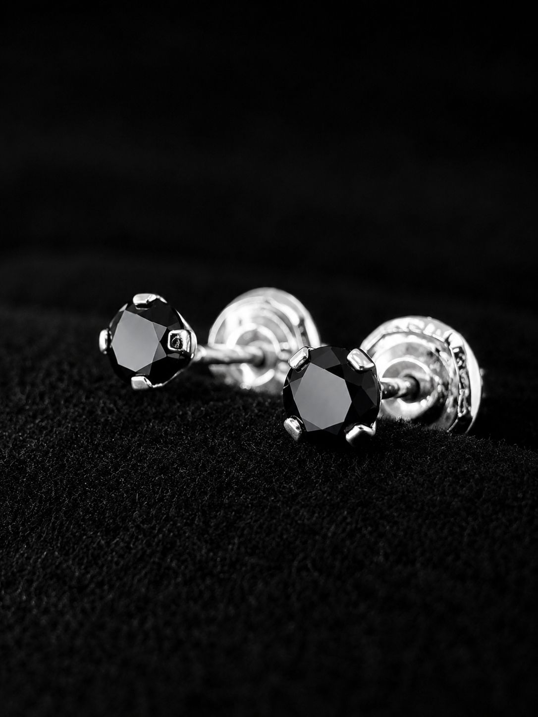 TOPOS NEGROS 0.35gr / PLATA (Joya)