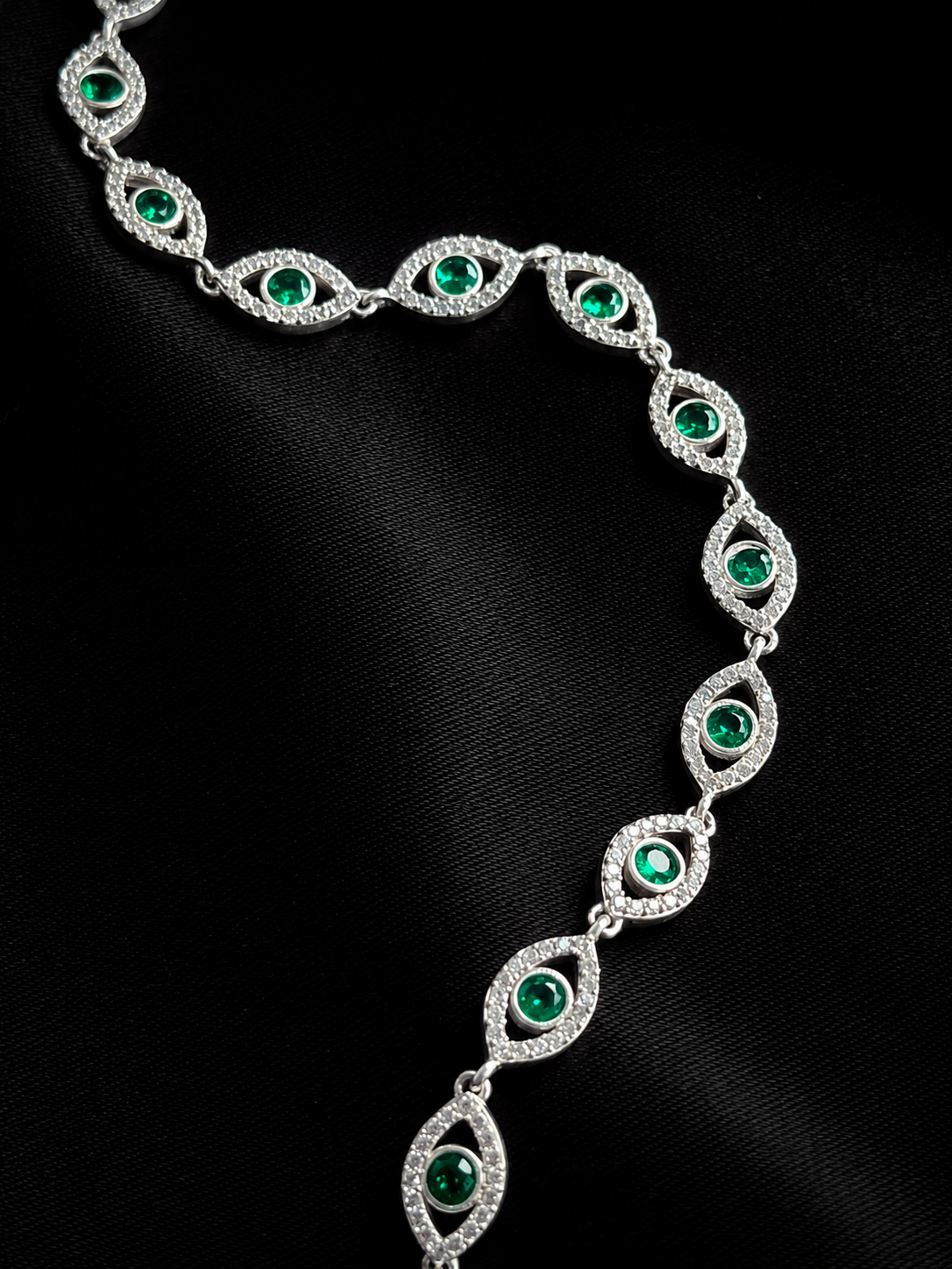 CADENA GARGANTILLA AJNA SWAROVKSI VERDE 22.8gr / 40cm / PLATA Esp. Esp.