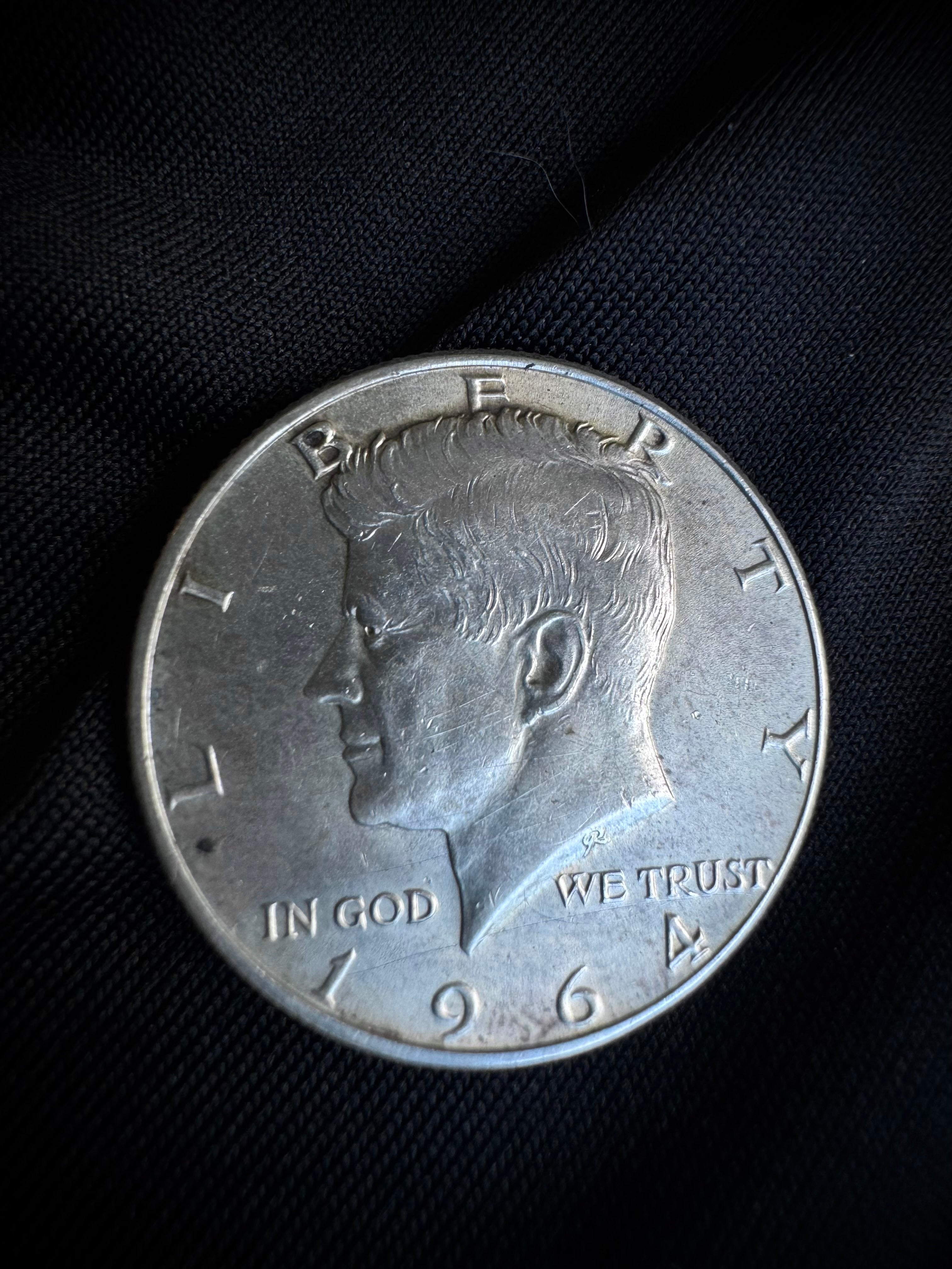 MONEDA USA 1964 12.57gr / 3cm / PLATAMONEDA