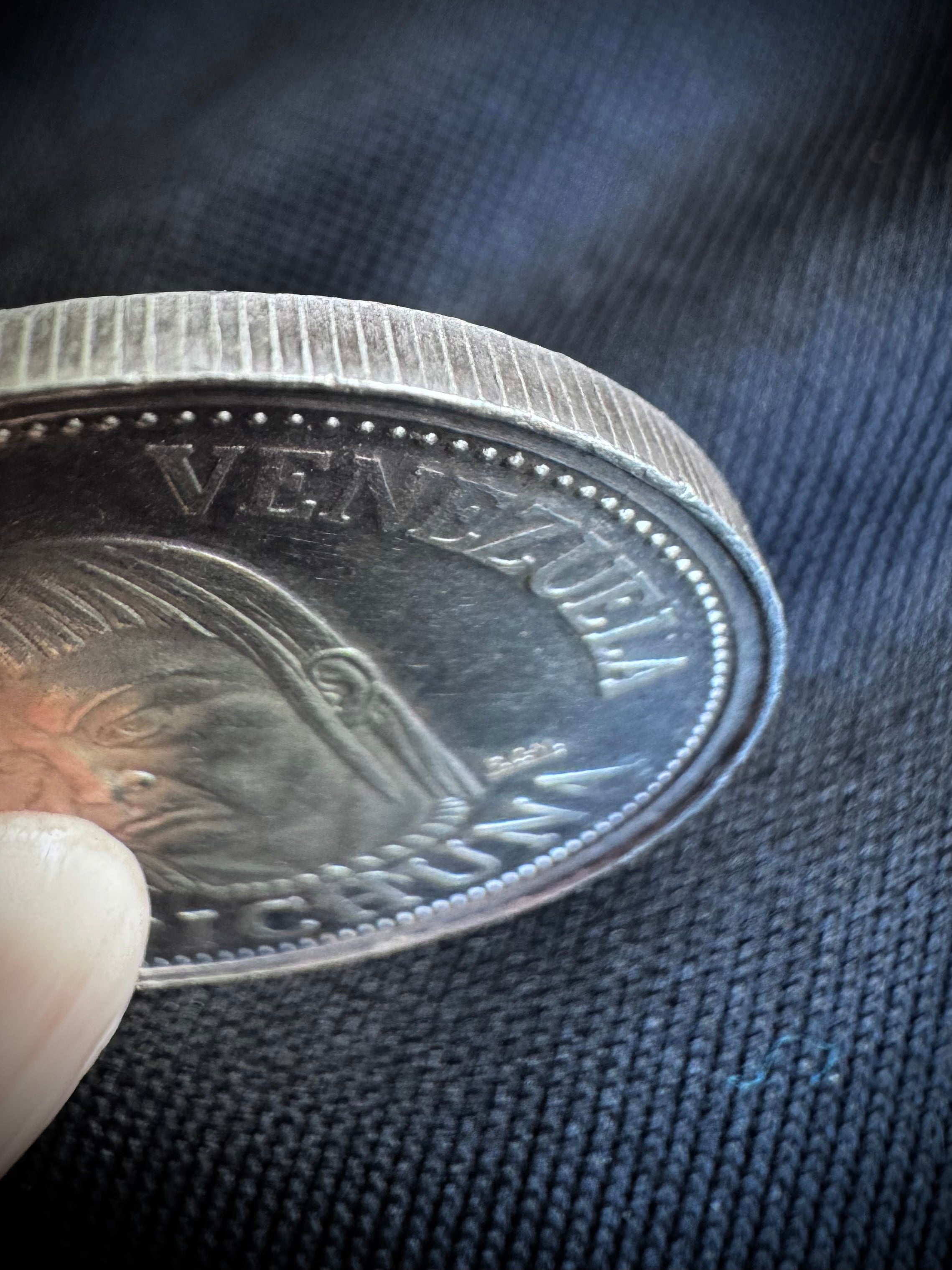 MONEDA CACIQUES DE VENEZUELA 9.01gr / 2.6cm / PLATAMONEDA
