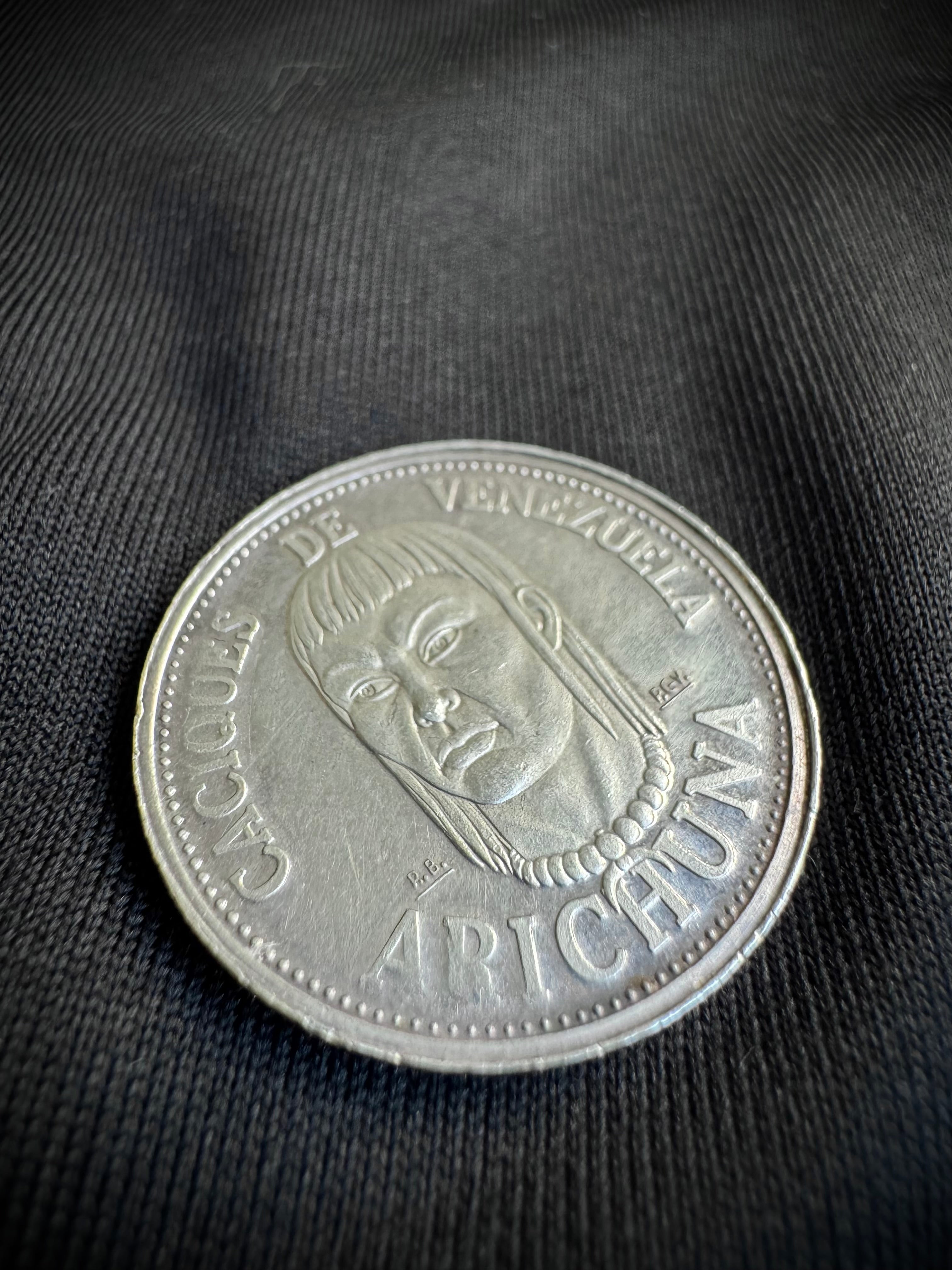 MONEDA CACIQUES DE VENEZUELA 9.01gr / 2.6cm / PLATAMONEDA