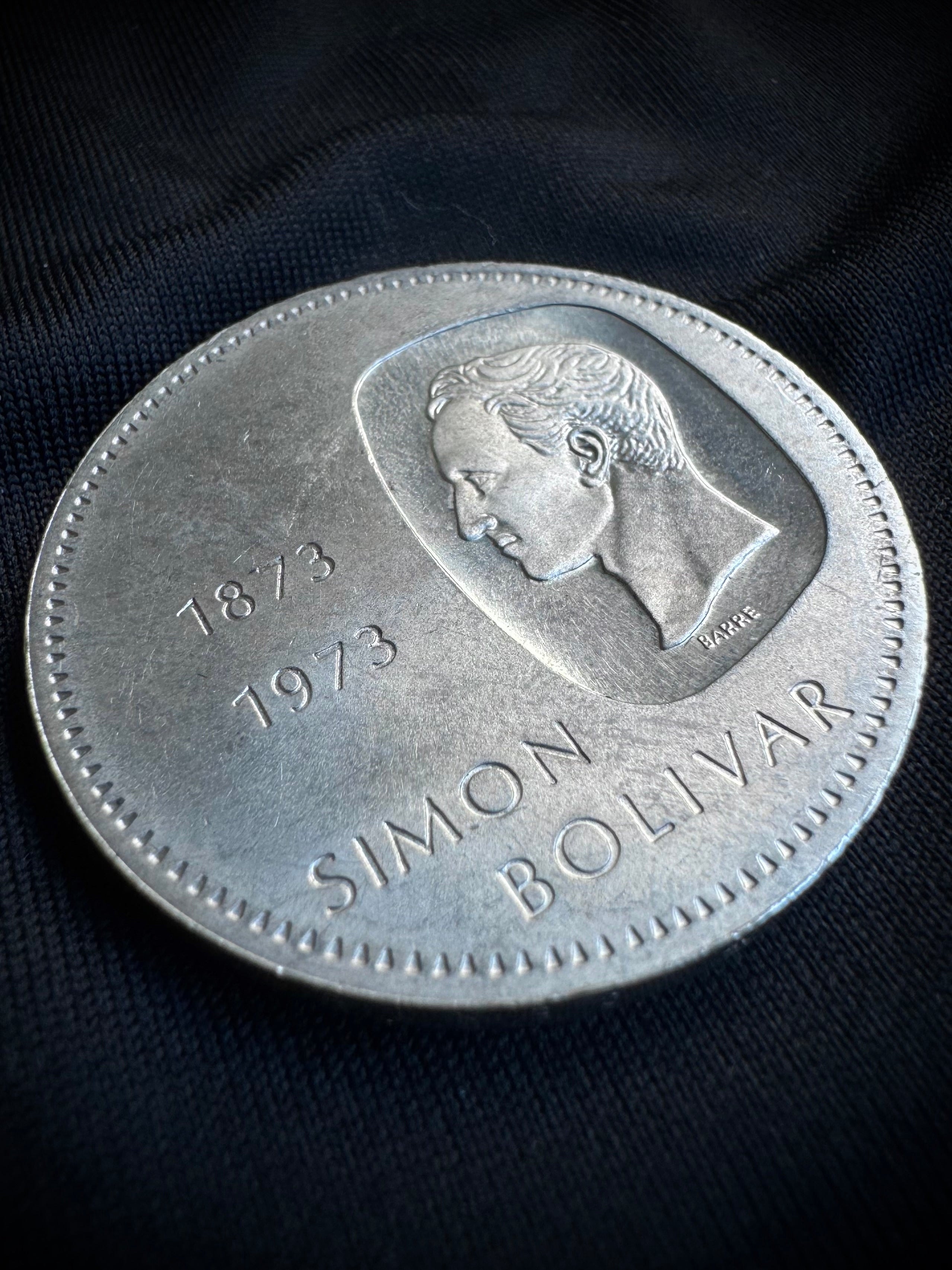 MONEDA VENEZUELA 1973 30.18gr / 3.8cm / PLATAMONEDA