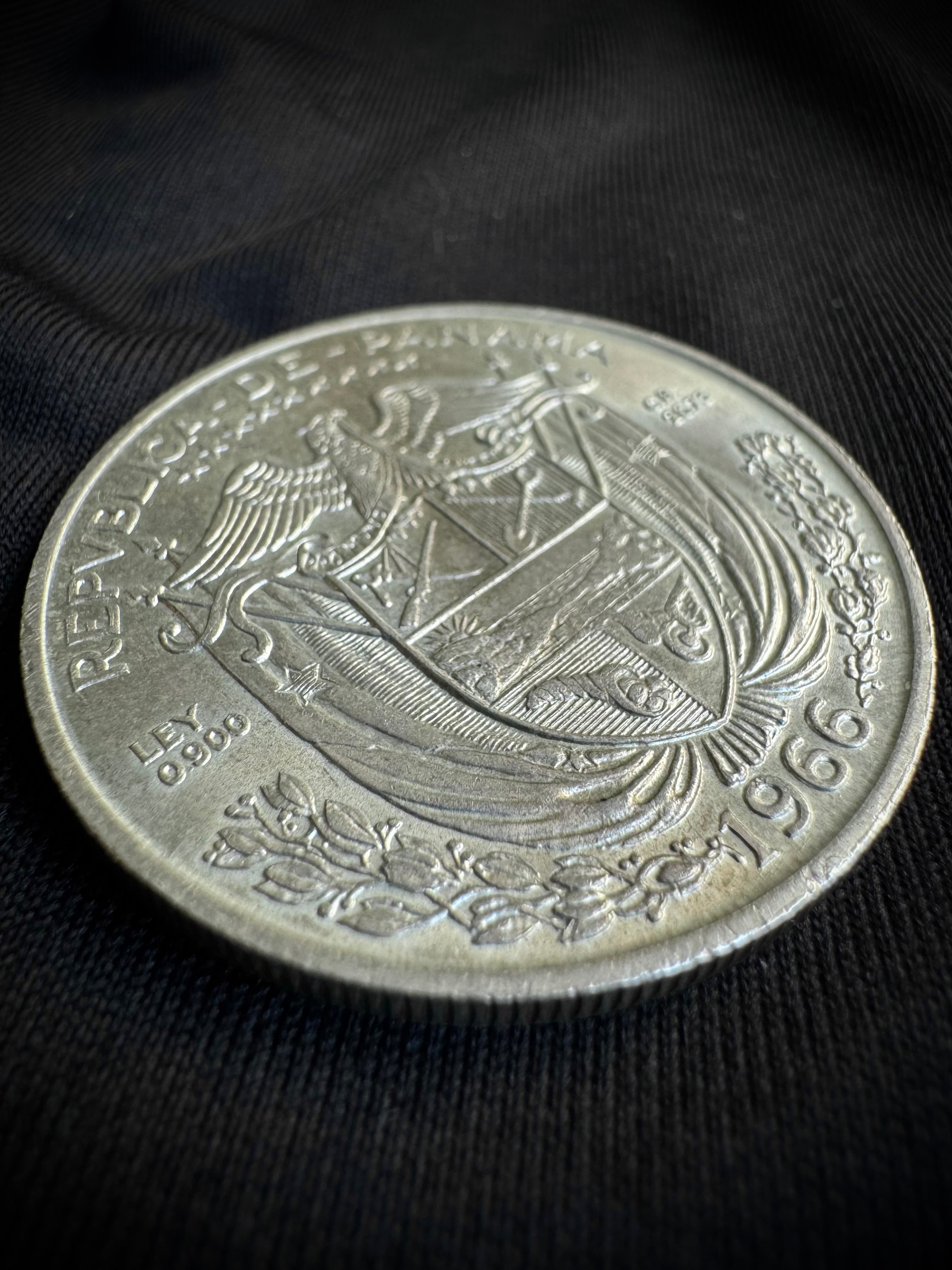 MONEDA PANAMA 1966 26.67gr / 3.7cm / PLATAMONEDA
