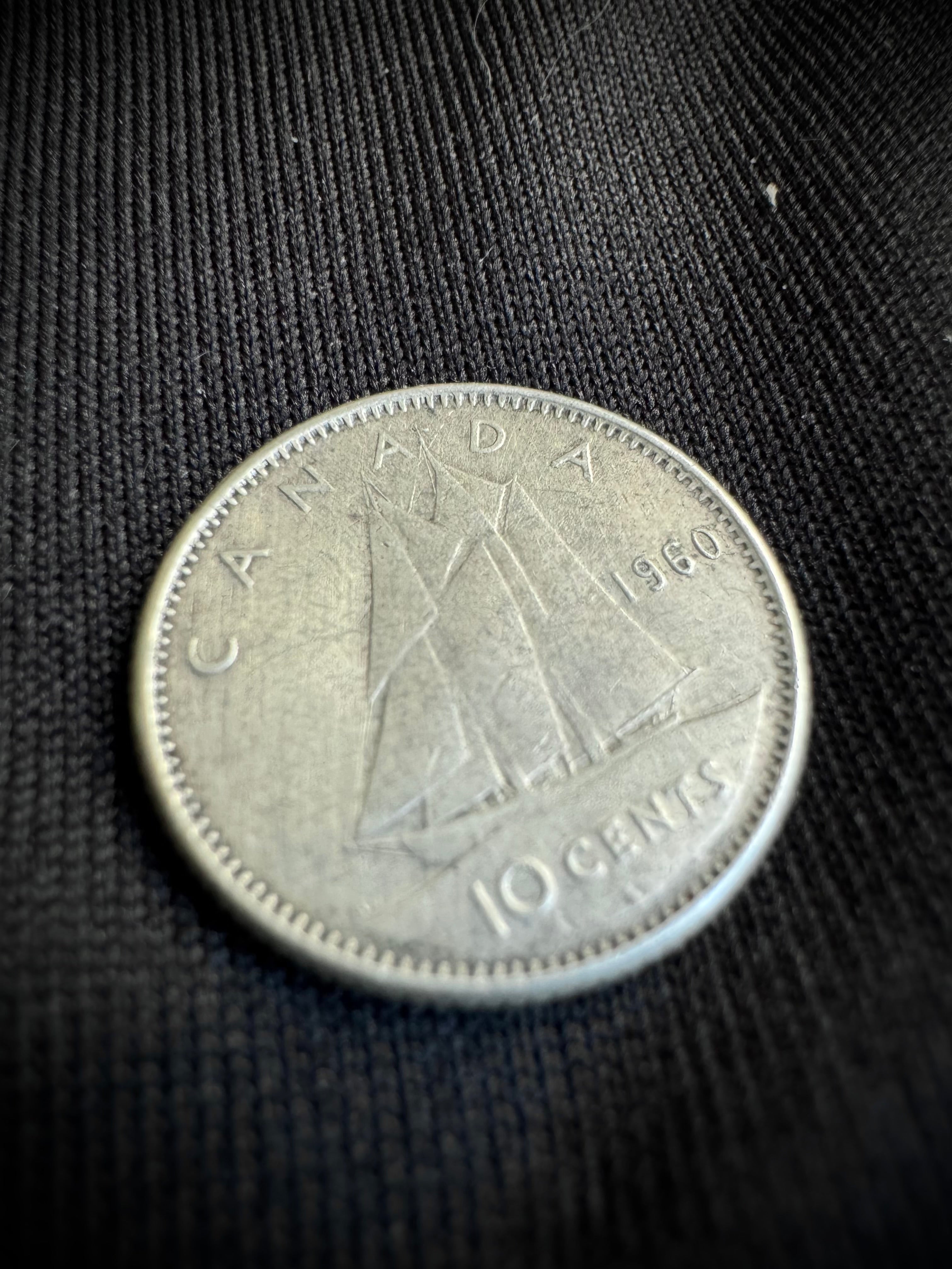 MONEDA CANADA 1960 2.32gr / 1.7cm / PLATAMONEDA