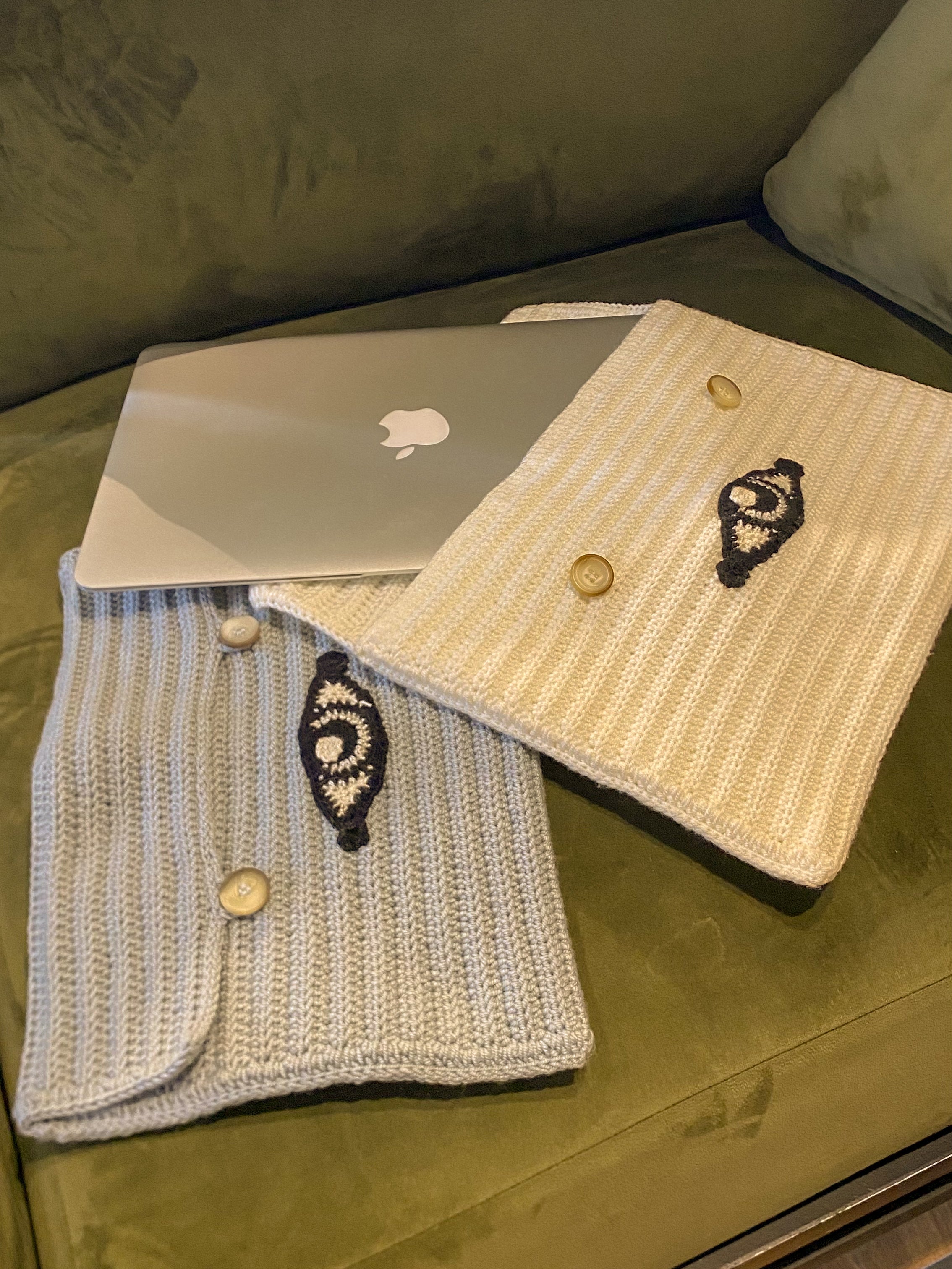 COVER SLEEVE PC