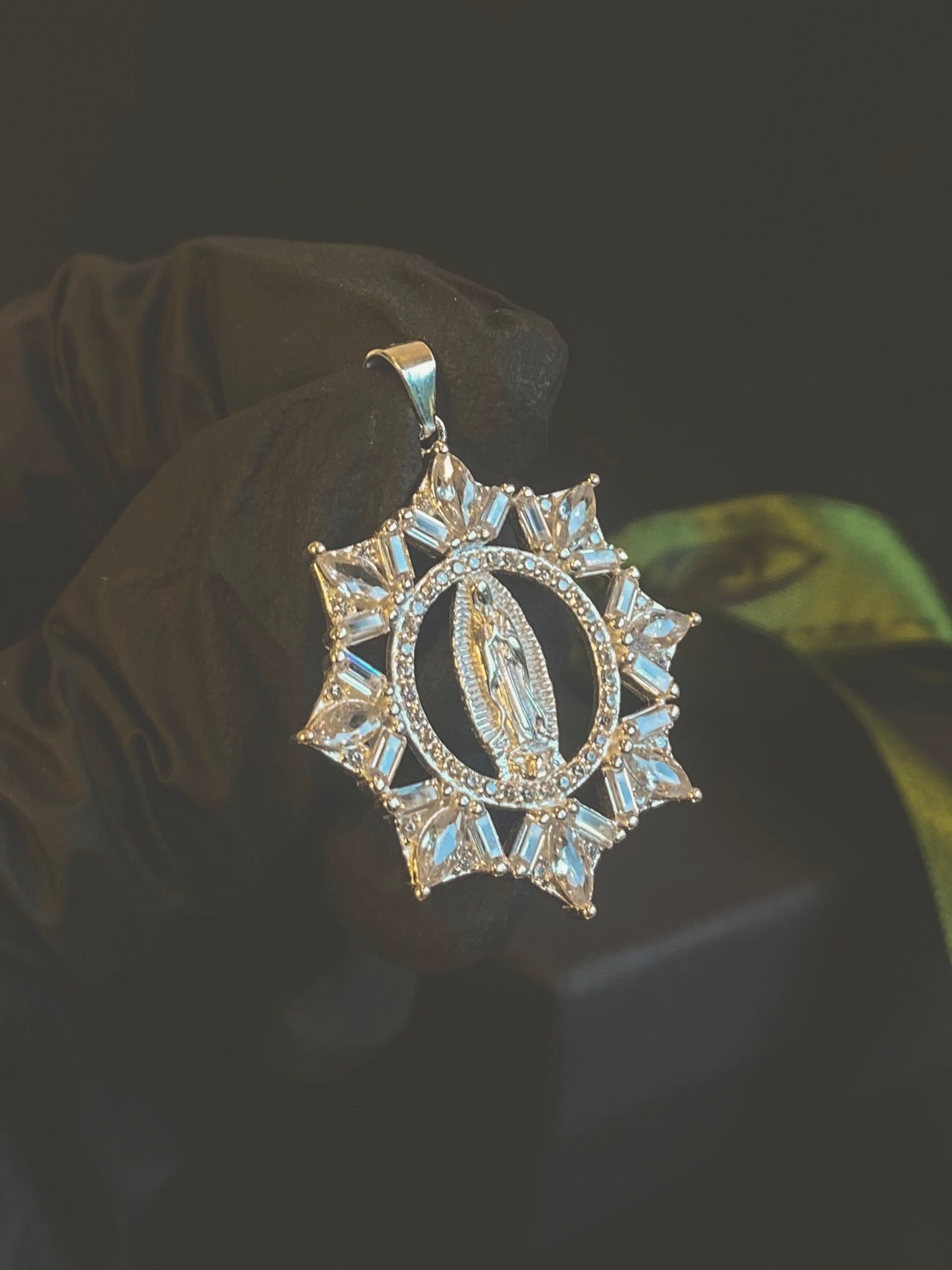 DIJE VIRGEN GUADALUPE SWA MARQUIZ 3,5CM