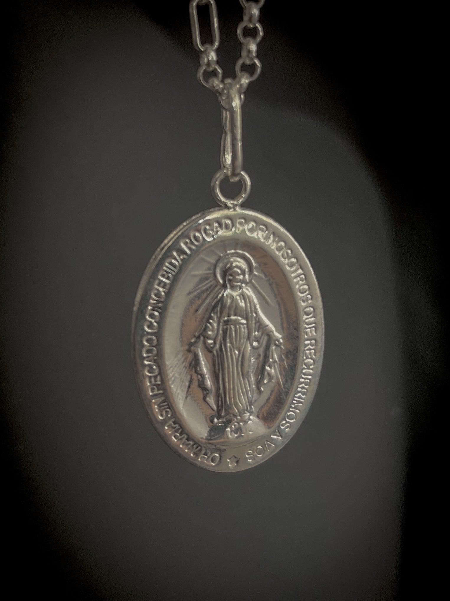 DIJE MEDALLA VIRGEN MILAGROSA