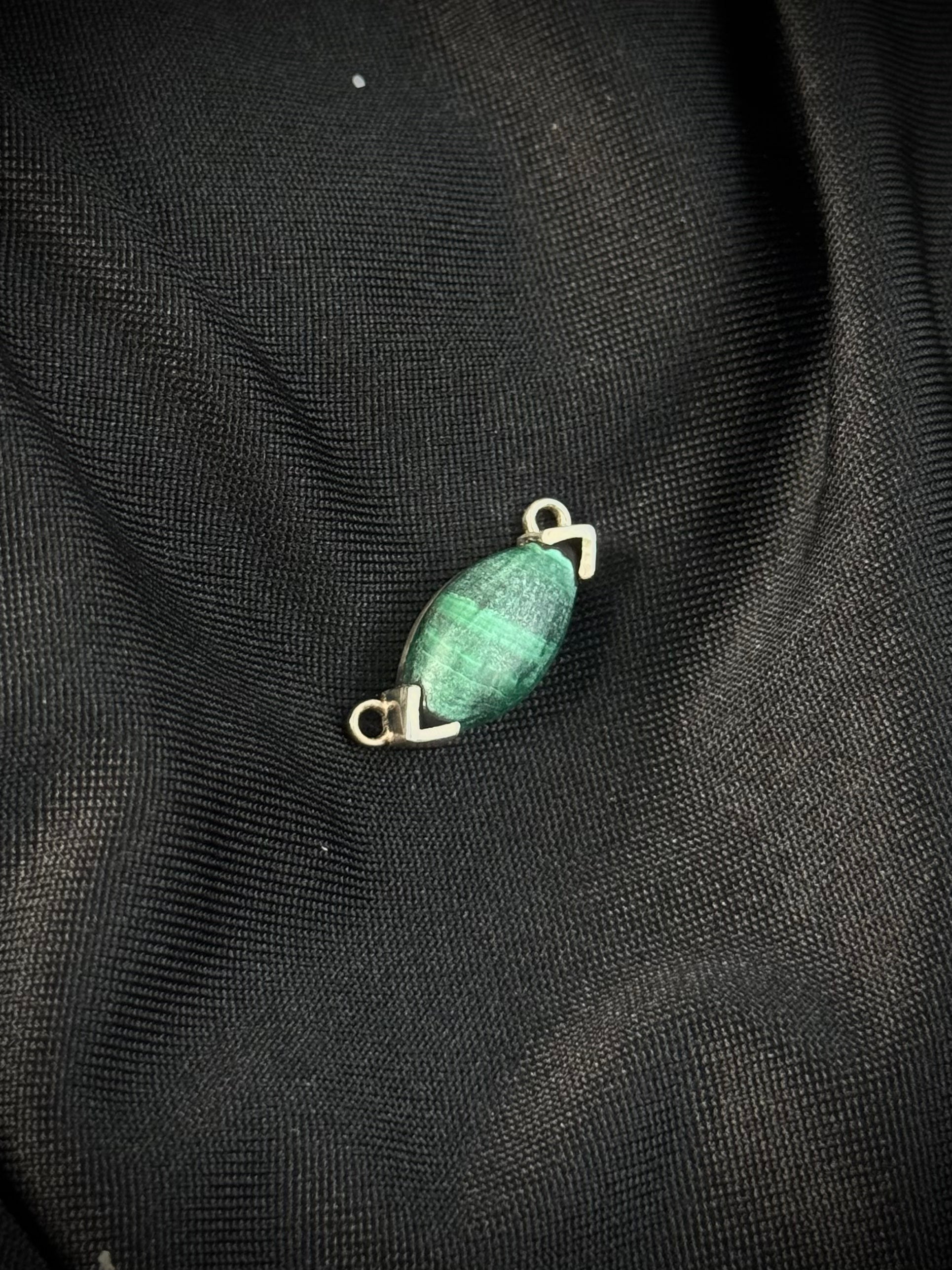 HERRAJE MALAQUITA PROFUNDO 3gr / 1cm / PLATA