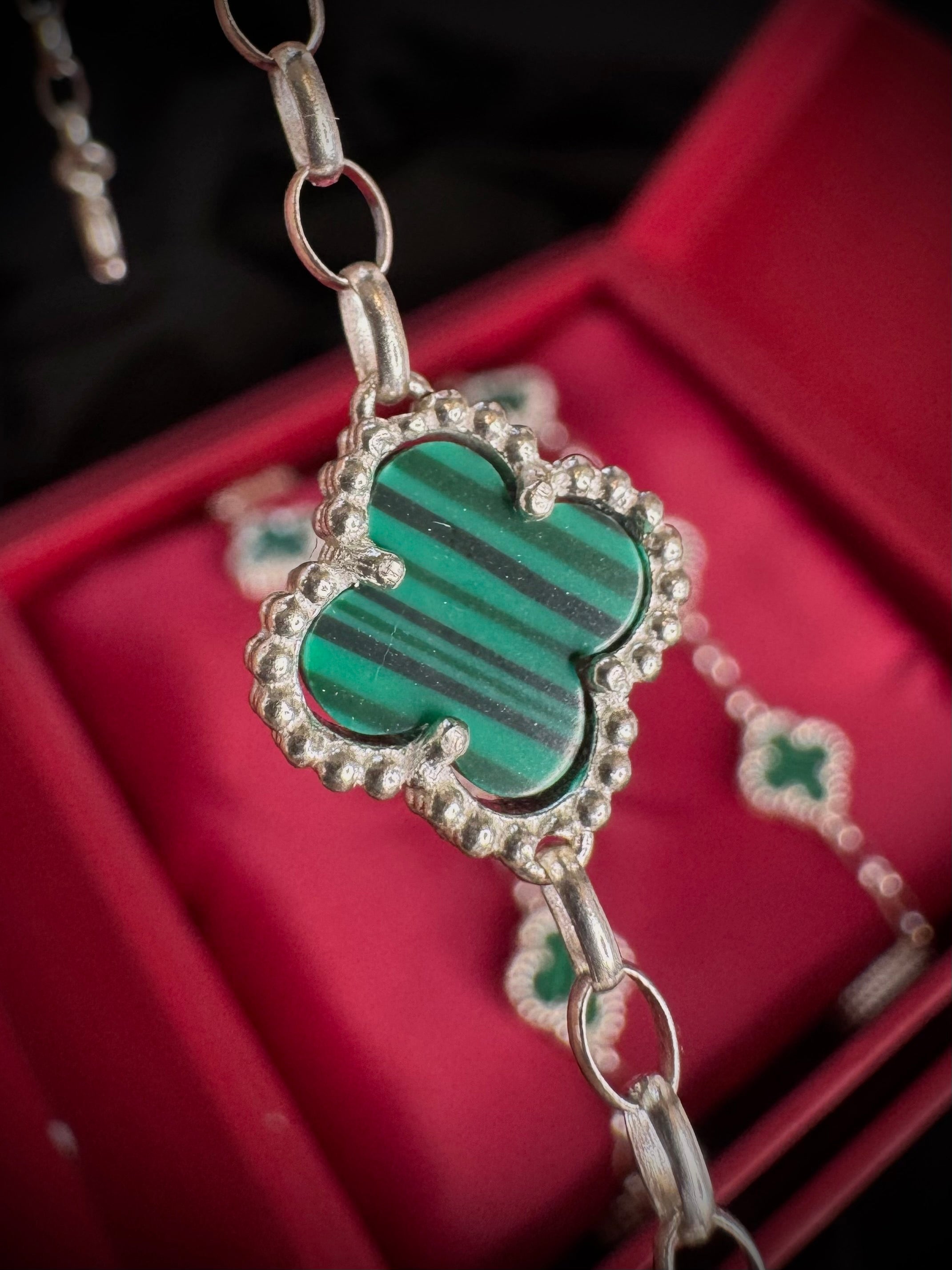 PULSO Trebol verde 7.8gr / 19cm / PLATA Esp. Esp.
