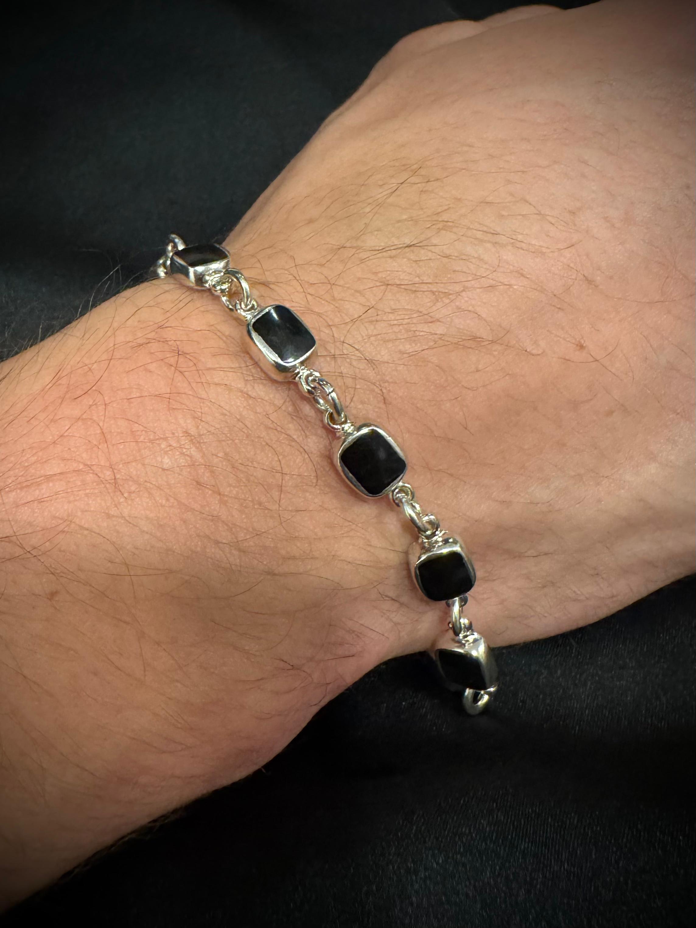 PULSO VINTAGE NEGRO HANDMADE
