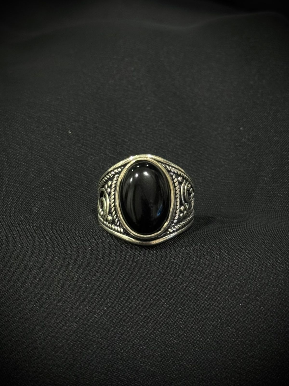 ANILLO ORÁCULO