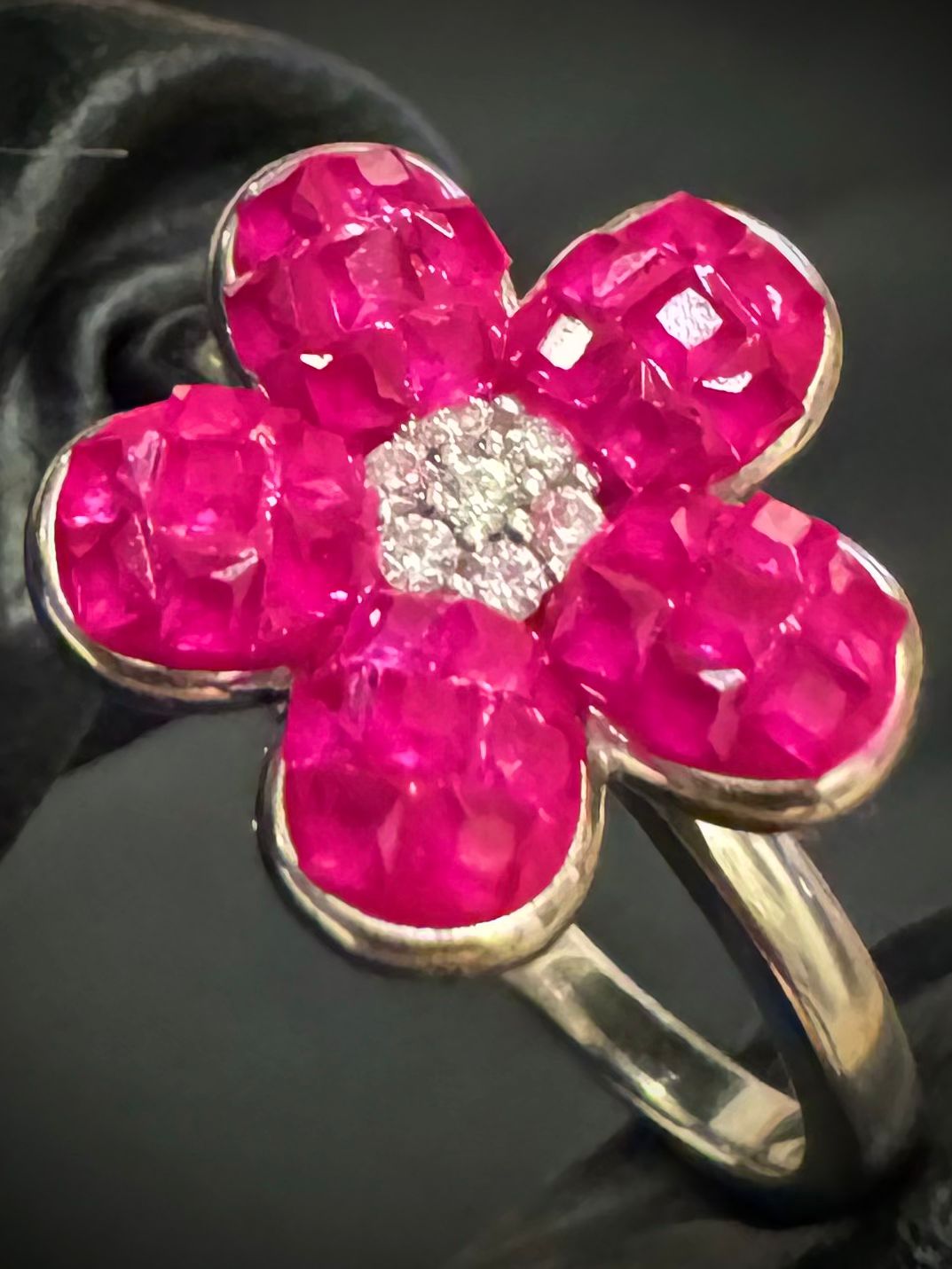 ANILLO MARGARITA FUCSIA