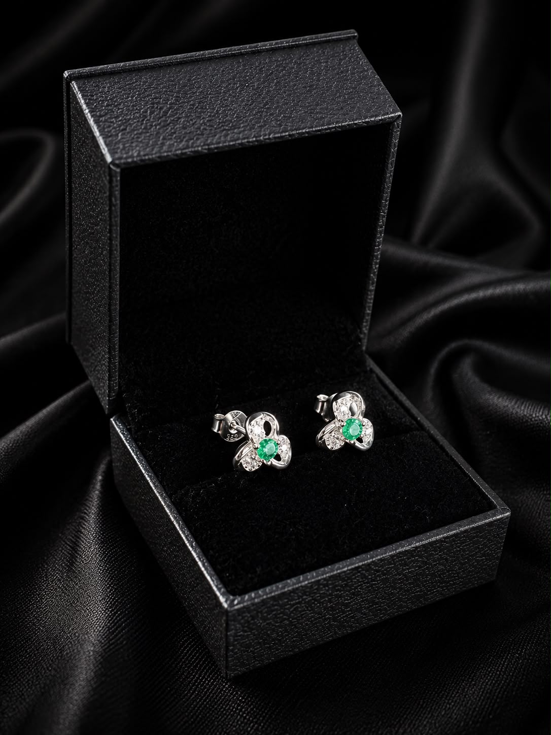 SET TRIADA ESMERALDA 2.17gr / PLATA (Joya)