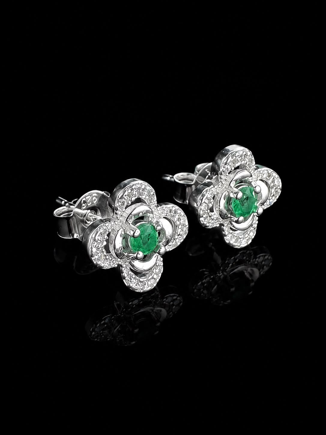 SET FIORI ESMERALDA 3.01gr / PLATA (Joya)