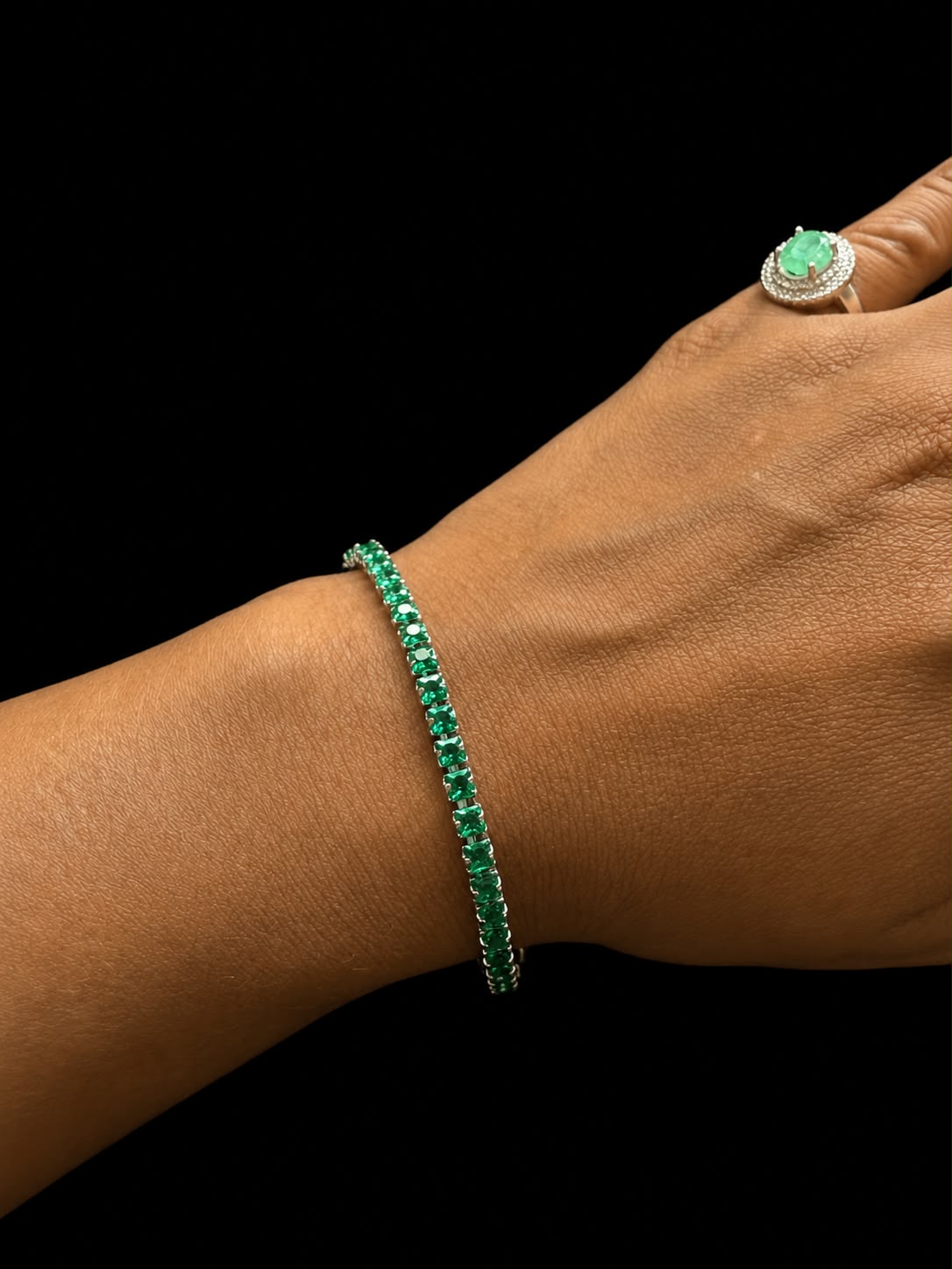 PULSO TENNIS CLASICO VERDE 9.82gr / 18cm / PLATA