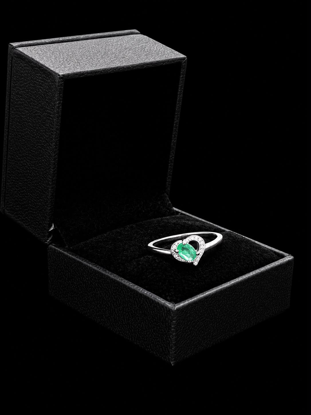 SOLITARIO JULIA ESMERALDA 1.77gr / TALLA 6 3/4 / PLATA (Joya)