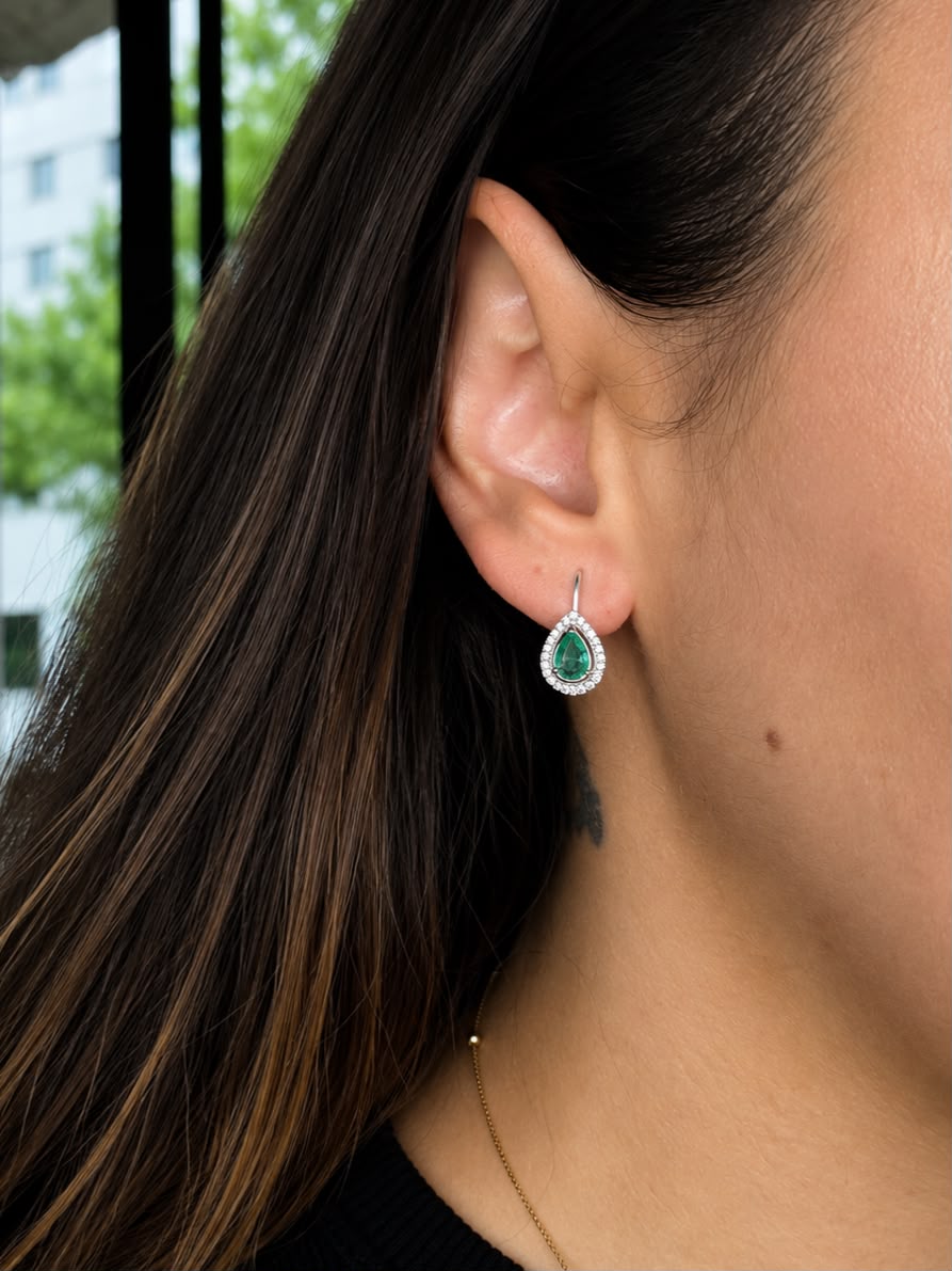 PENDIENTES LAGRIMA ESMERALDA 2.71gr / 1.14cm / PLATA (Joya)