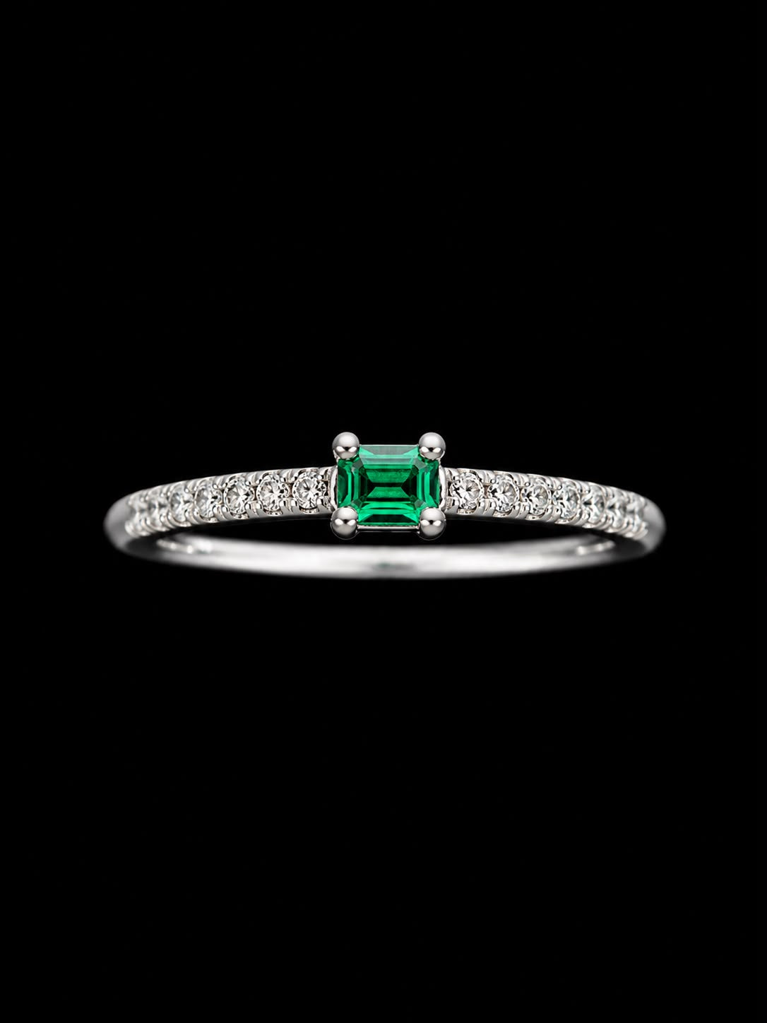 SOLITARIO INES ESMERALDA 1.82gr / TALLA 7 / PLATA (Joya)