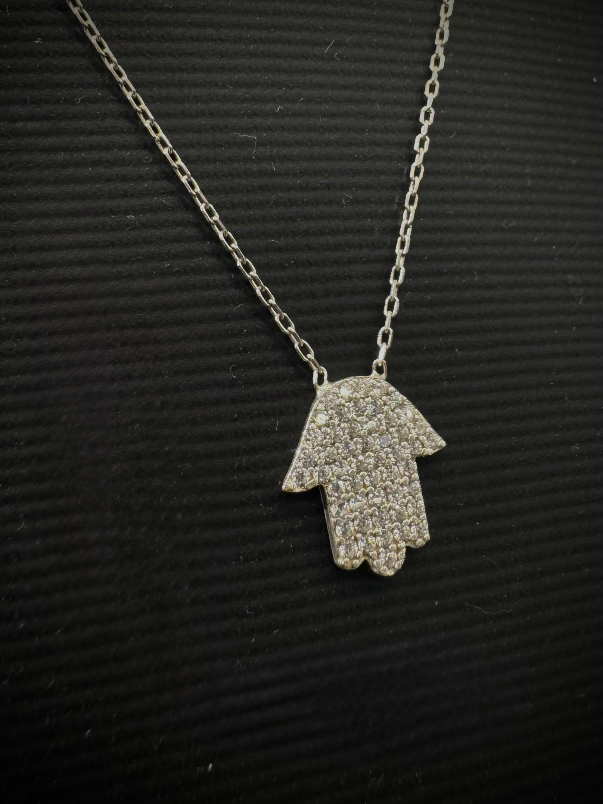 CADENA CON DIJE MANO HAMSA