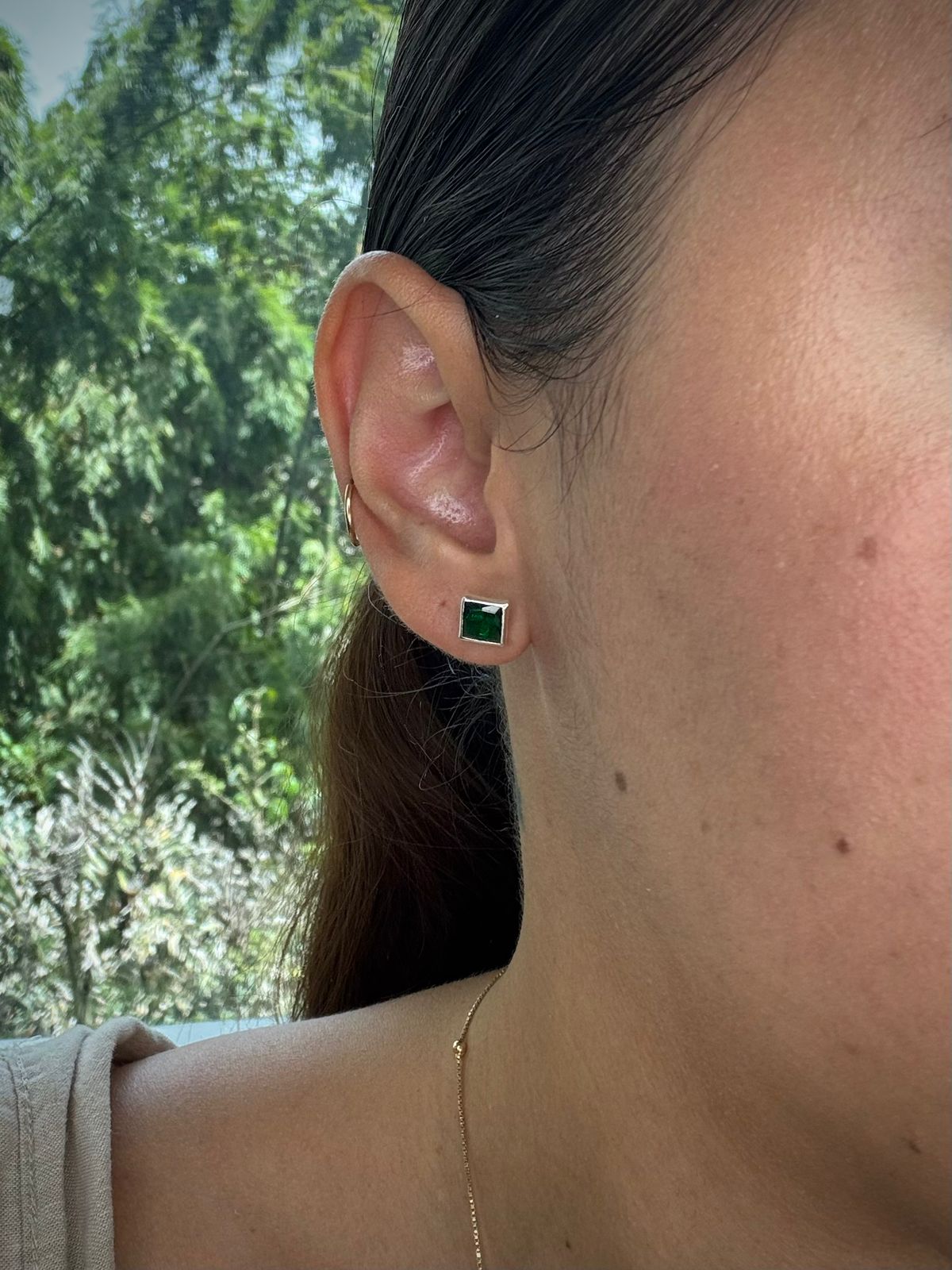 TOPOS CUADRADO CIRCON VERDE 0.92gr / PLATA (Joya)