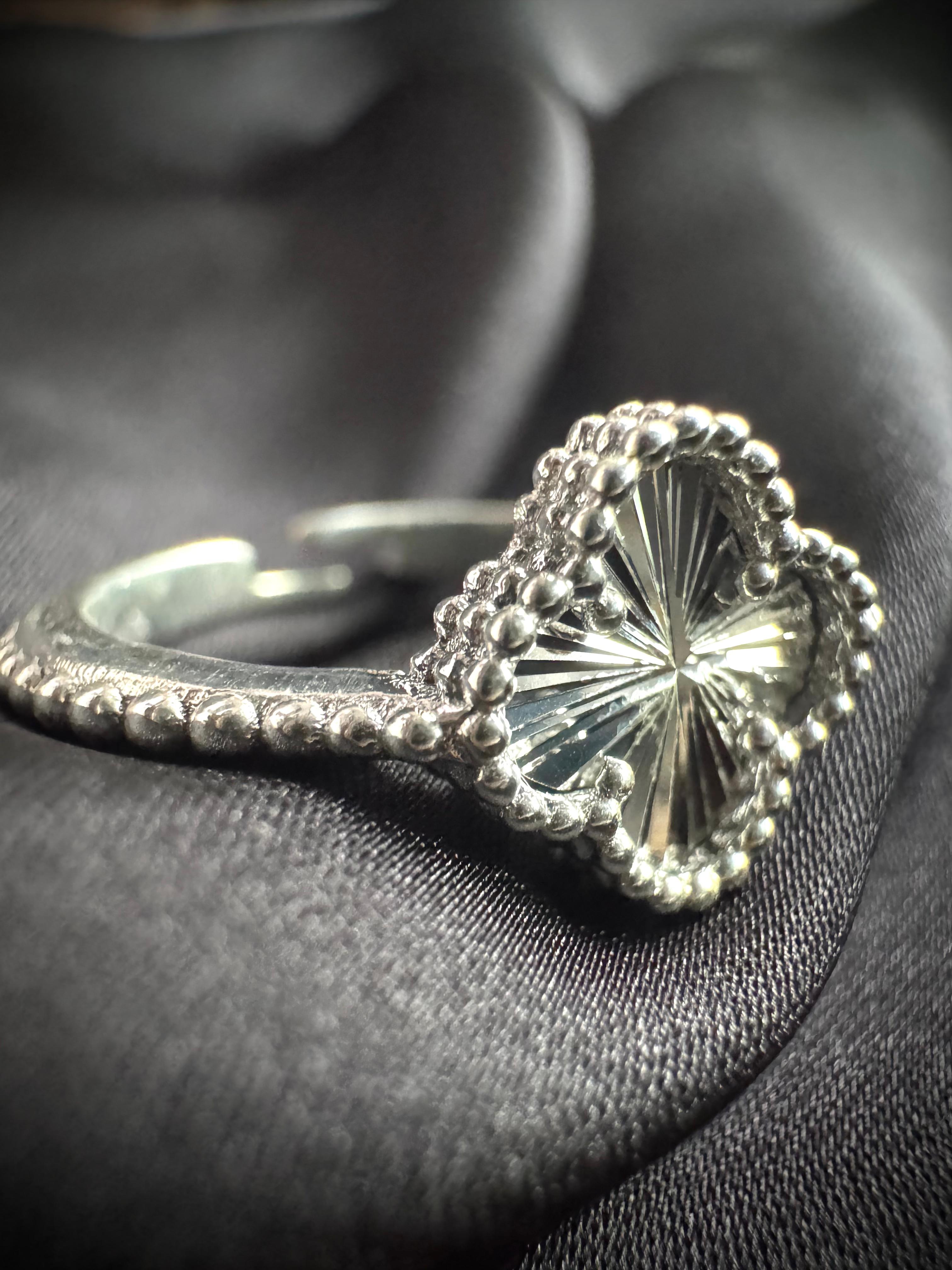 ANILLO TRÈBOL